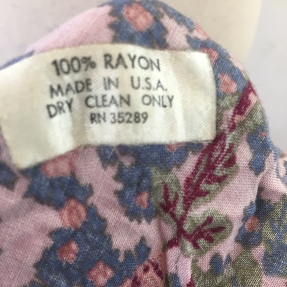 SOLD! VTG Ray Strauss Floral Large Square Scarf Rayon - Picture 7 of 9